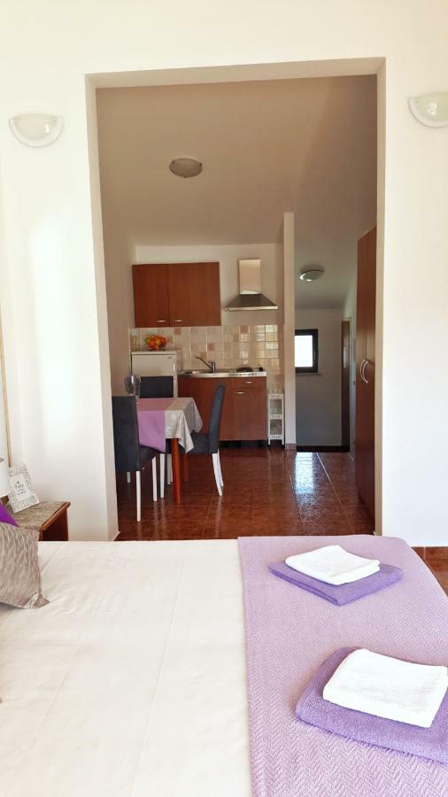 Apartments Antunovic روغوزنيكا المظهر الخارجي الصورة