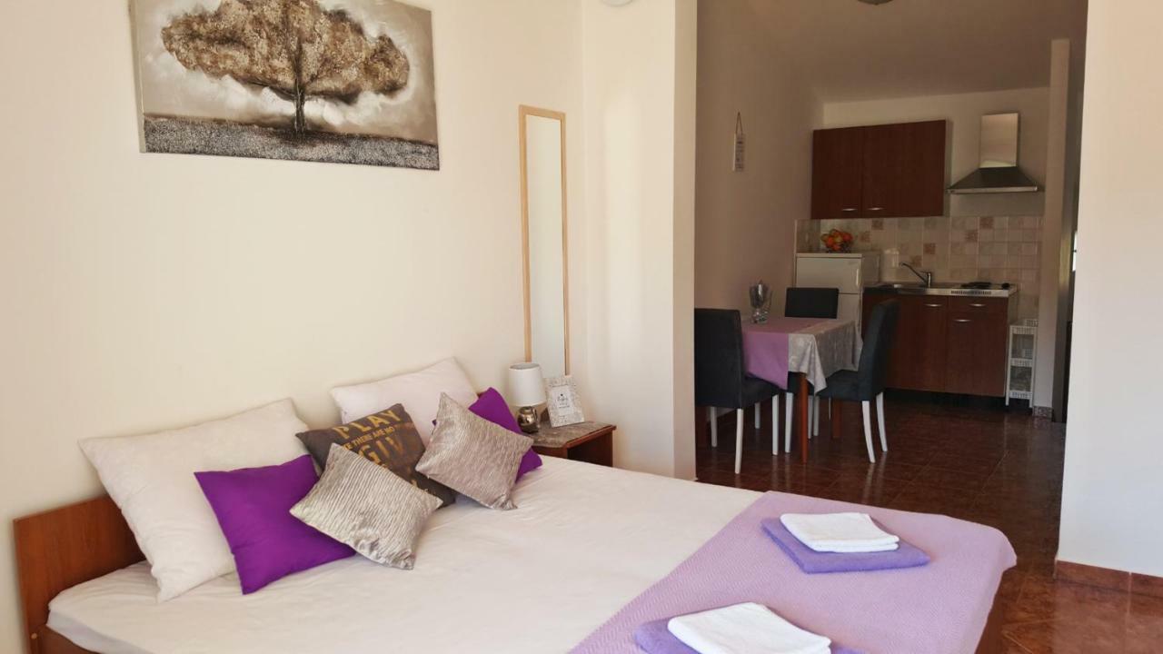 Apartments Antunovic روغوزنيكا المظهر الخارجي الصورة