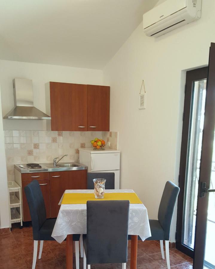 Apartments Antunovic روغوزنيكا المظهر الخارجي الصورة
